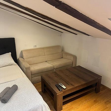 Apartment In The Heart Of プーラ エクステリア 写真