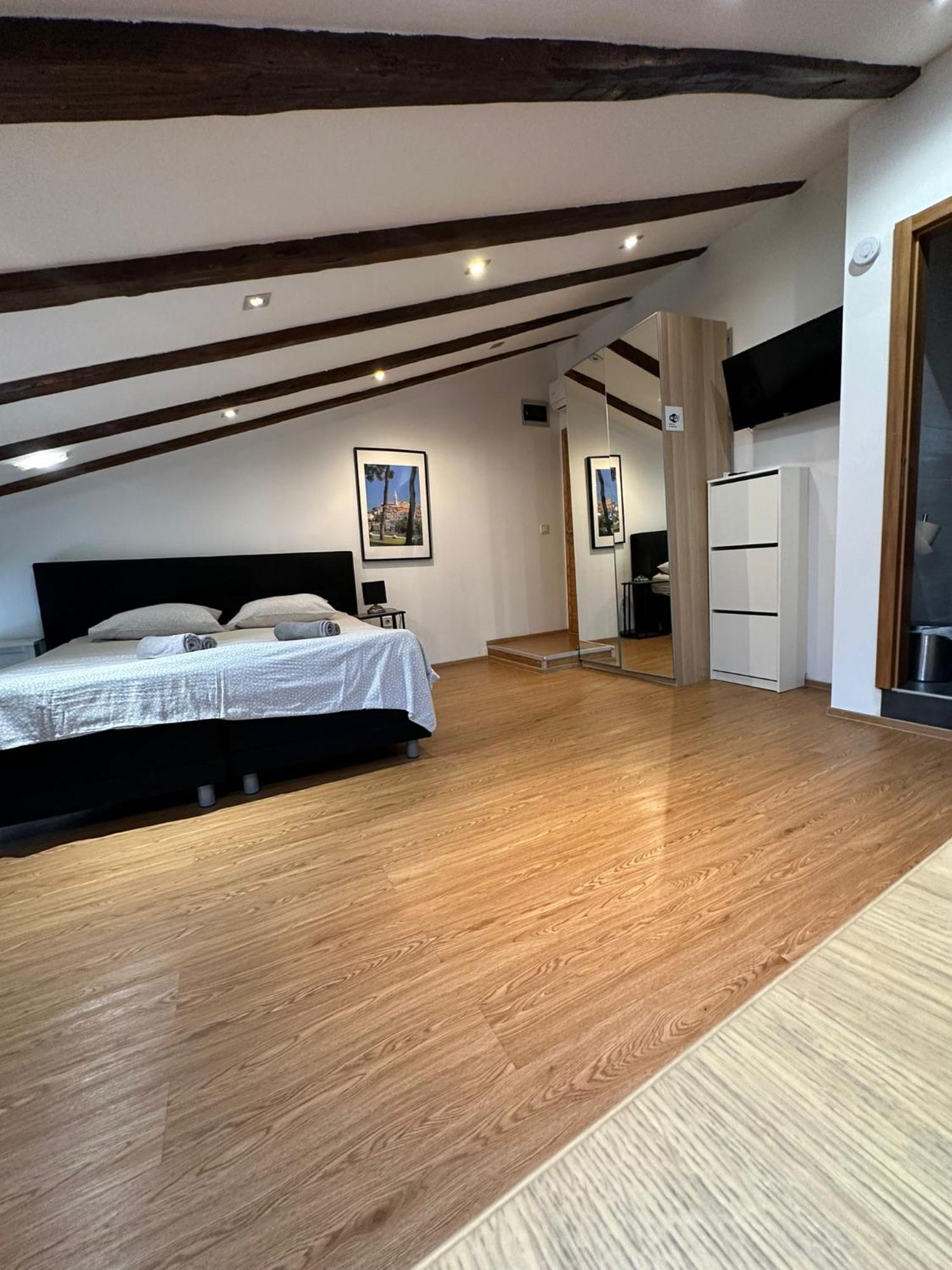 Apartment In The Heart Of プーラ エクステリア 写真