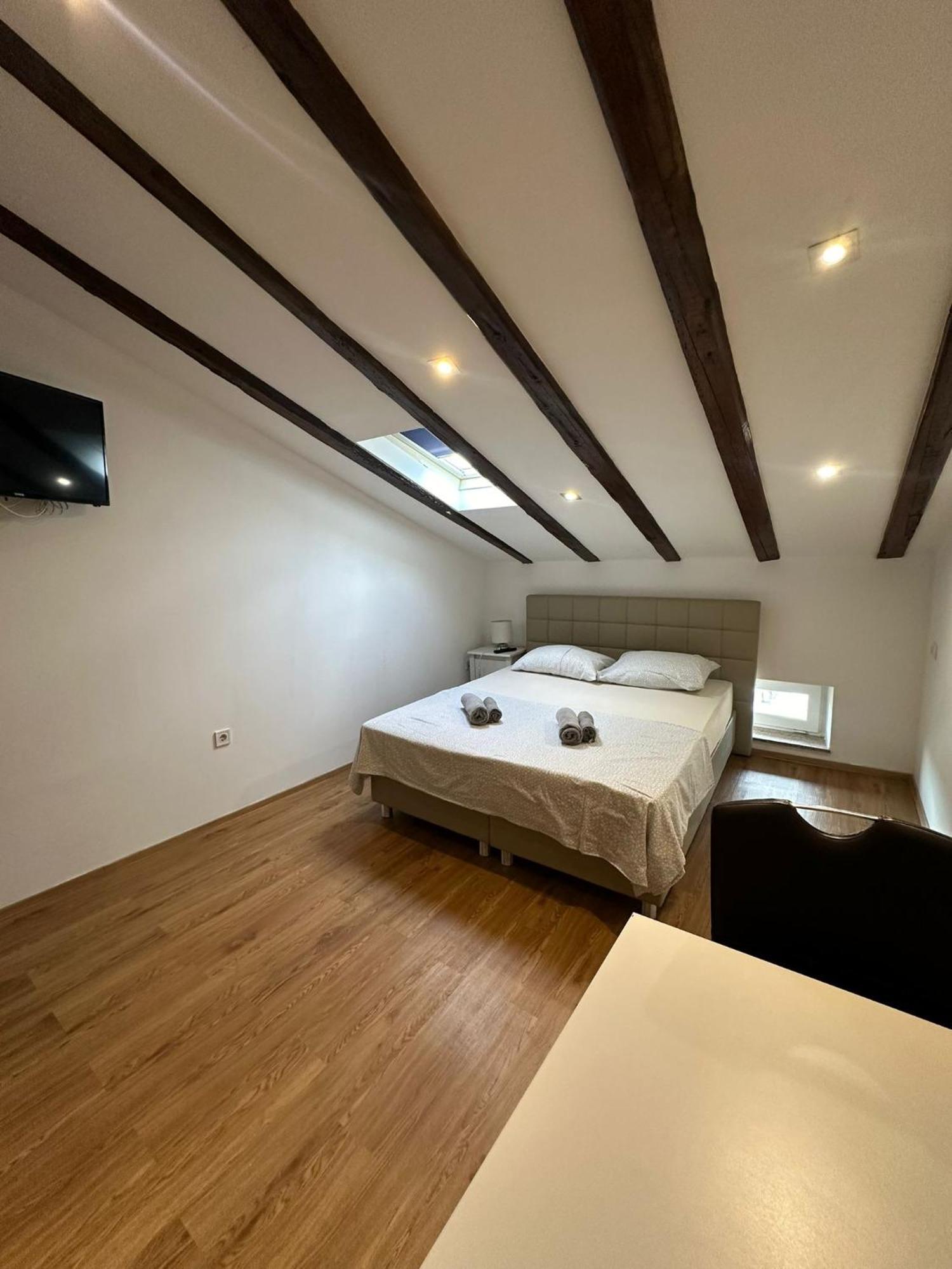 Apartment In The Heart Of プーラ エクステリア 写真
