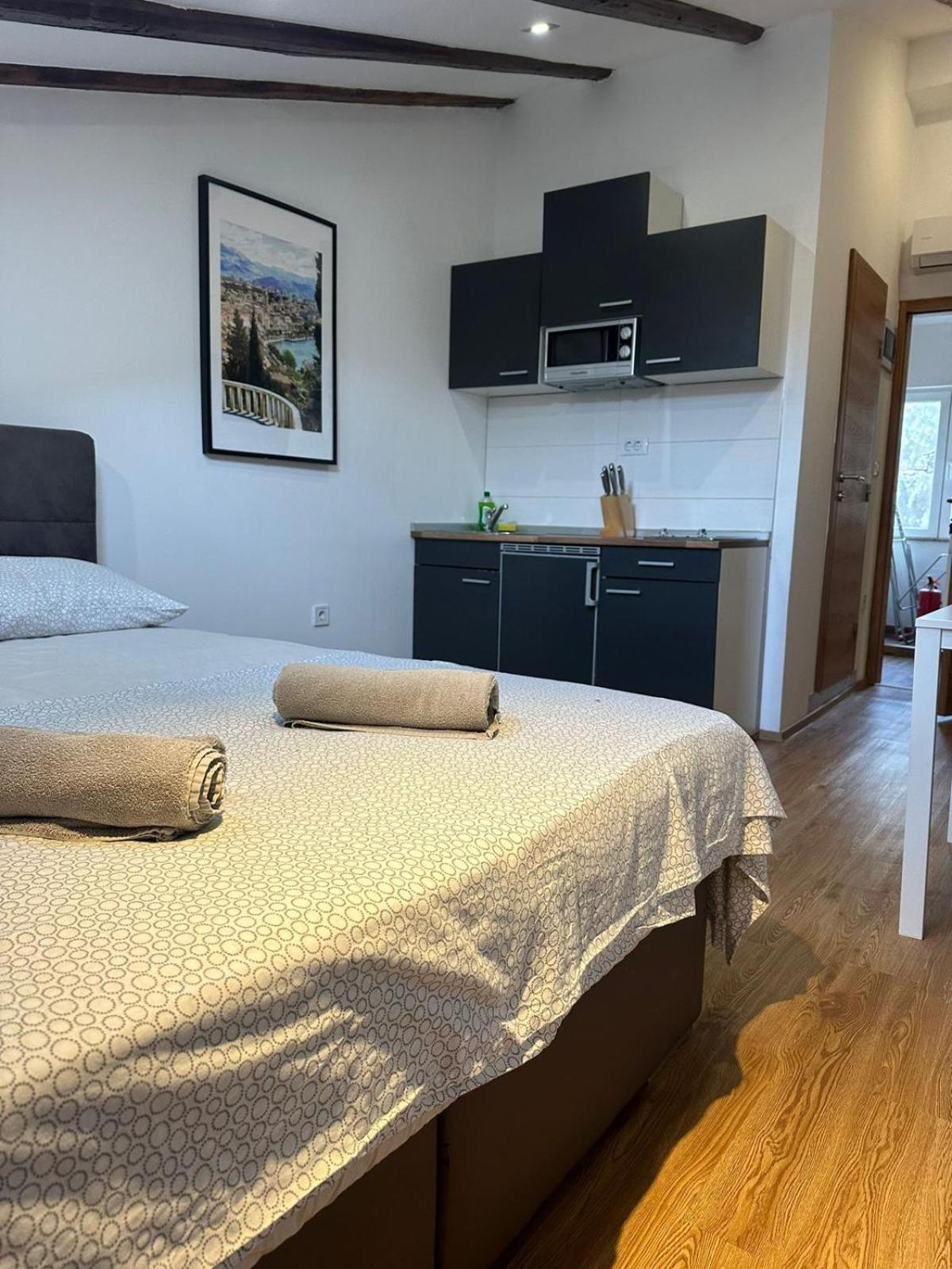 Apartment In The Heart Of プーラ エクステリア 写真