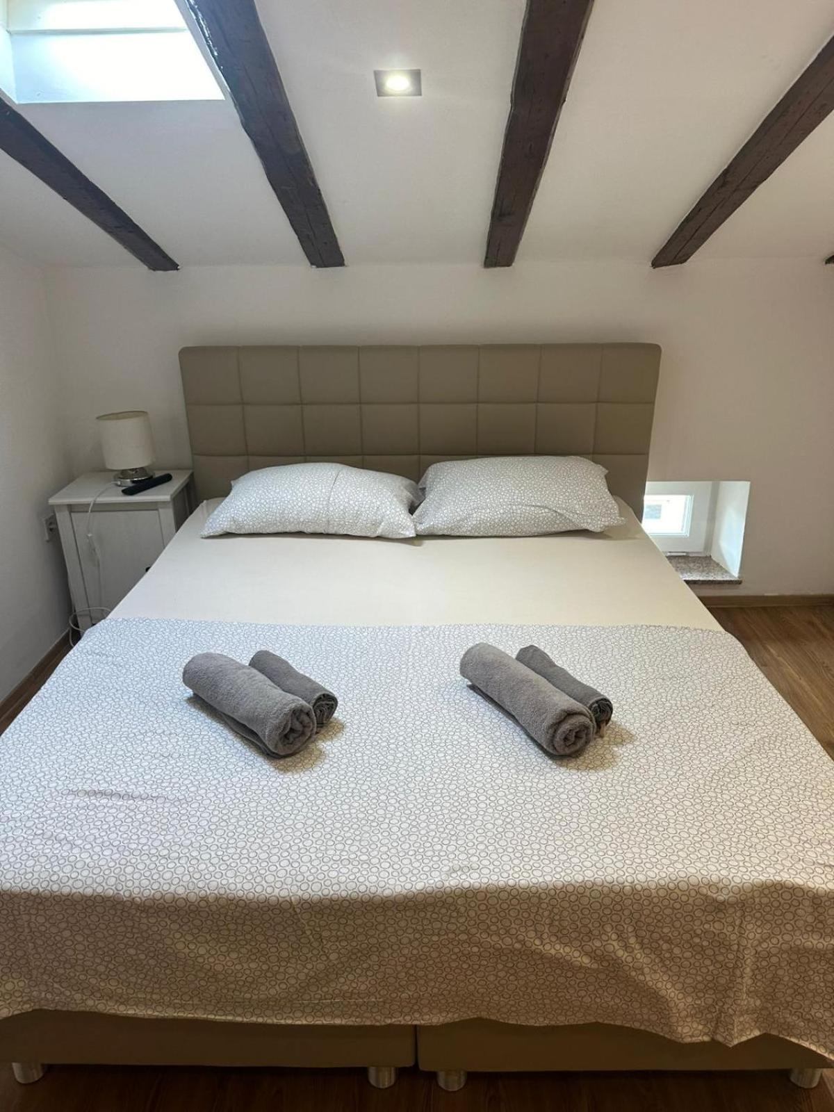 Apartment In The Heart Of プーラ エクステリア 写真